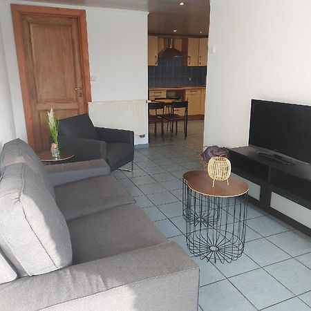 Appartement Rdc Plein Centre Avec Terrasse Visé 외부 사진