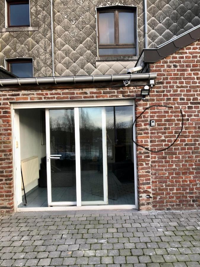 Appartement Rdc Plein Centre Avec Terrasse Visé 외부 사진