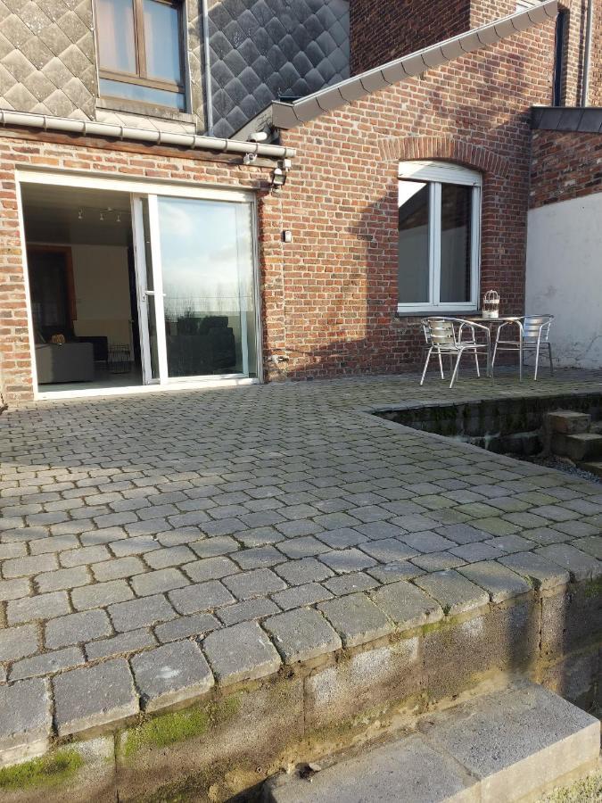 Appartement Rdc Plein Centre Avec Terrasse Visé 외부 사진
